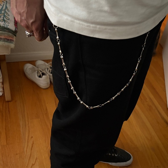 Silver Skeleton Wallet Chain Accessory - Picture 2 of 2